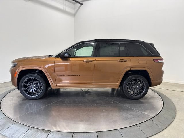 New 2026 Jeep Grand Cherokee Summit AWD/4WD image 4