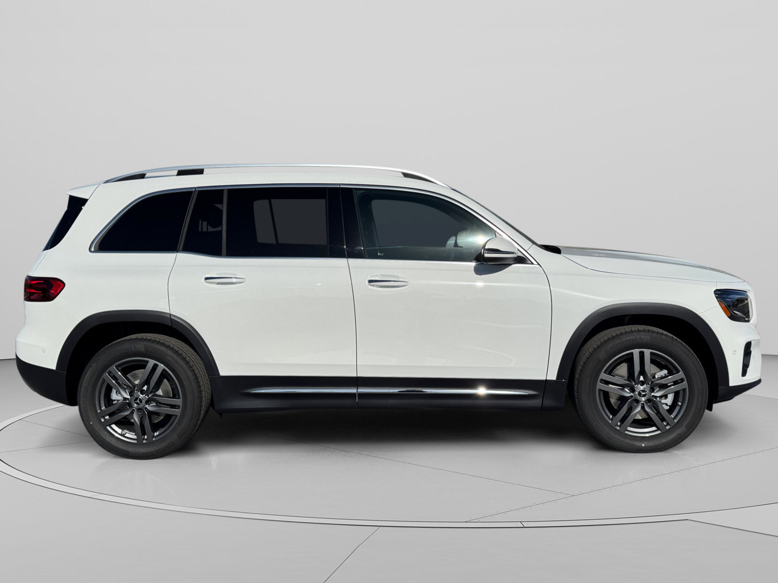New 2026 Mercedes-Benz GLB 250 4MATIC image 6
