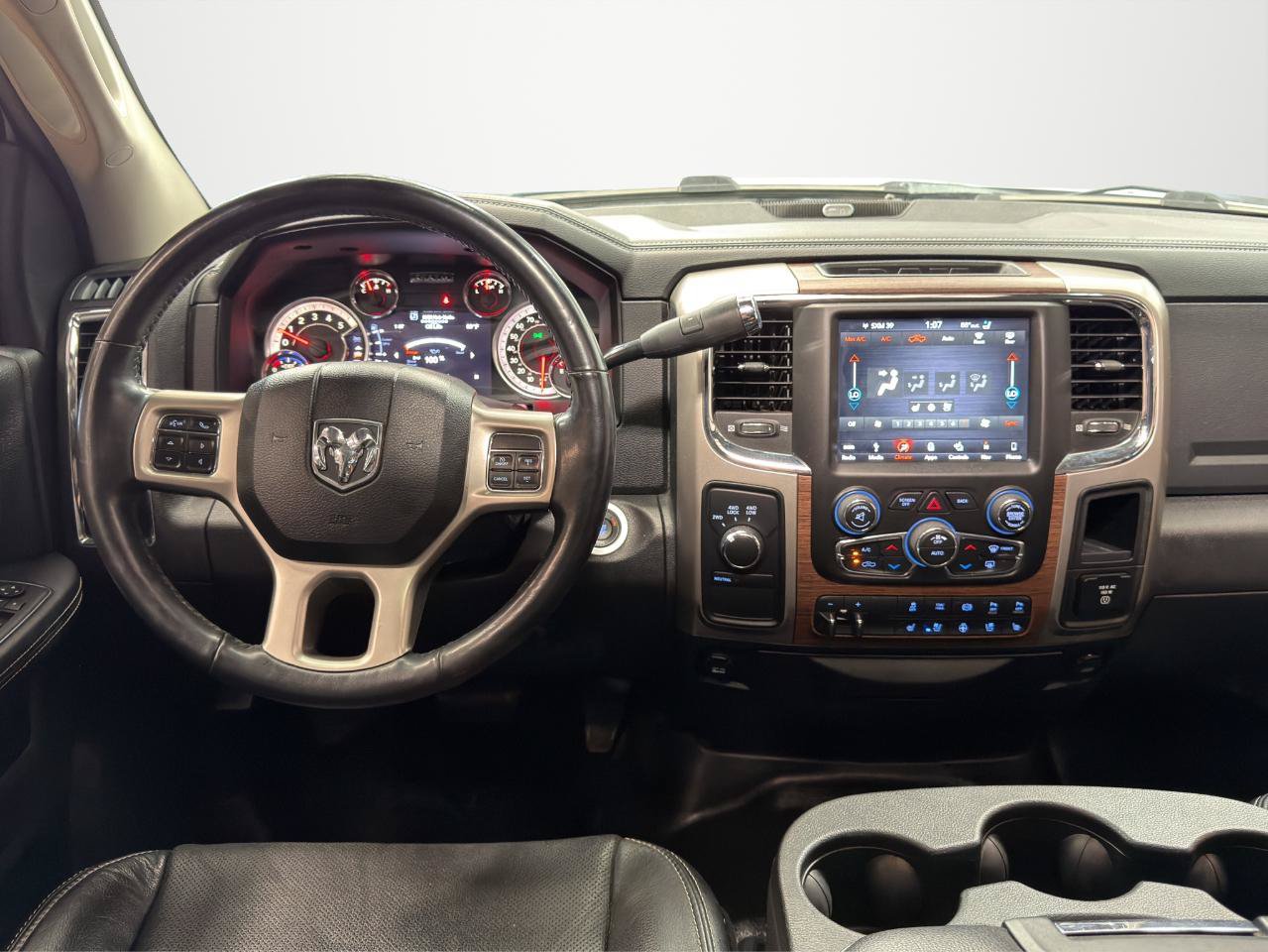Used 2018 RAM 2500 Laramie AWD/4WD image 18