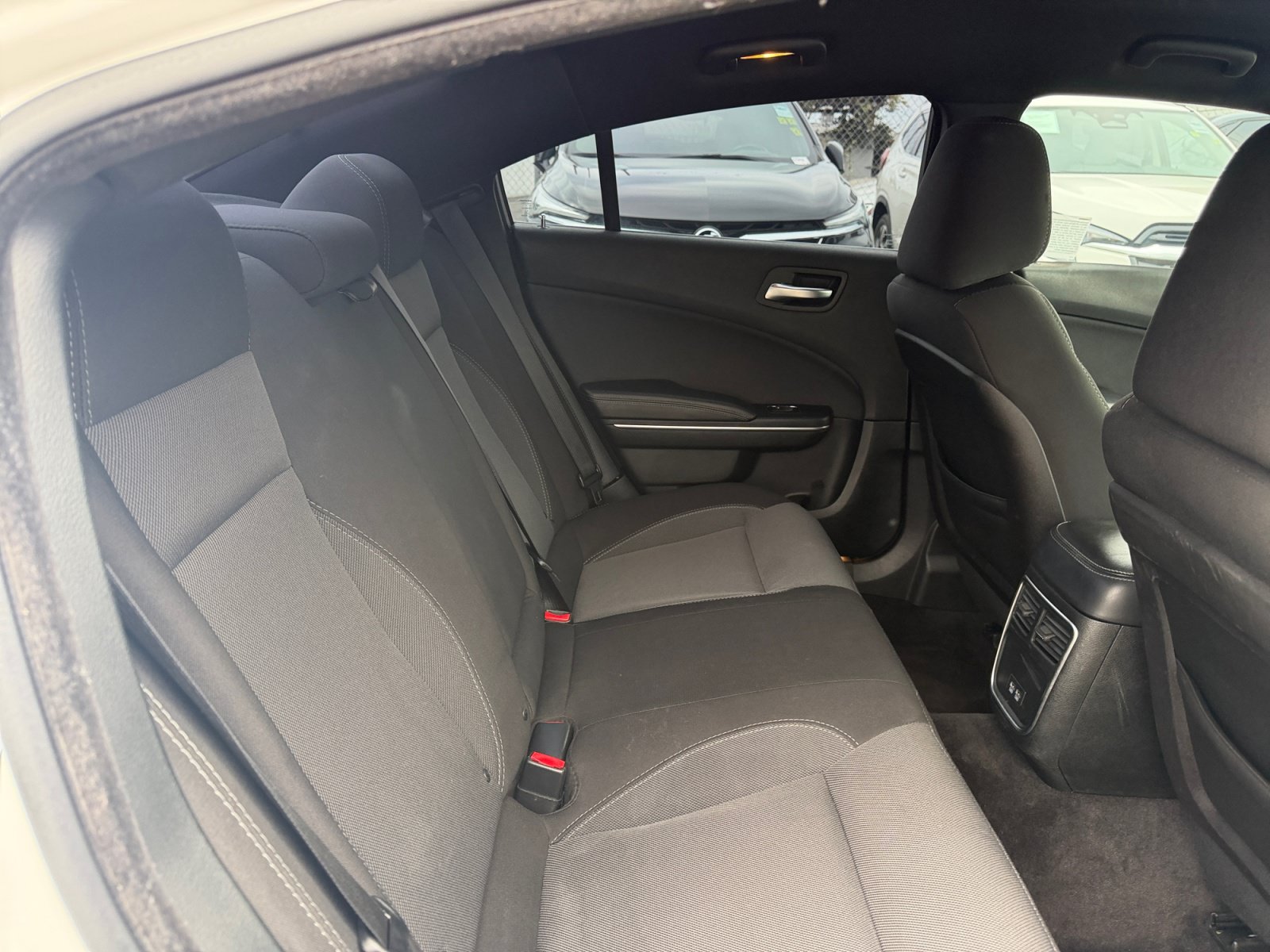 Used 2018 Dodge Charger SXT RWD image 22