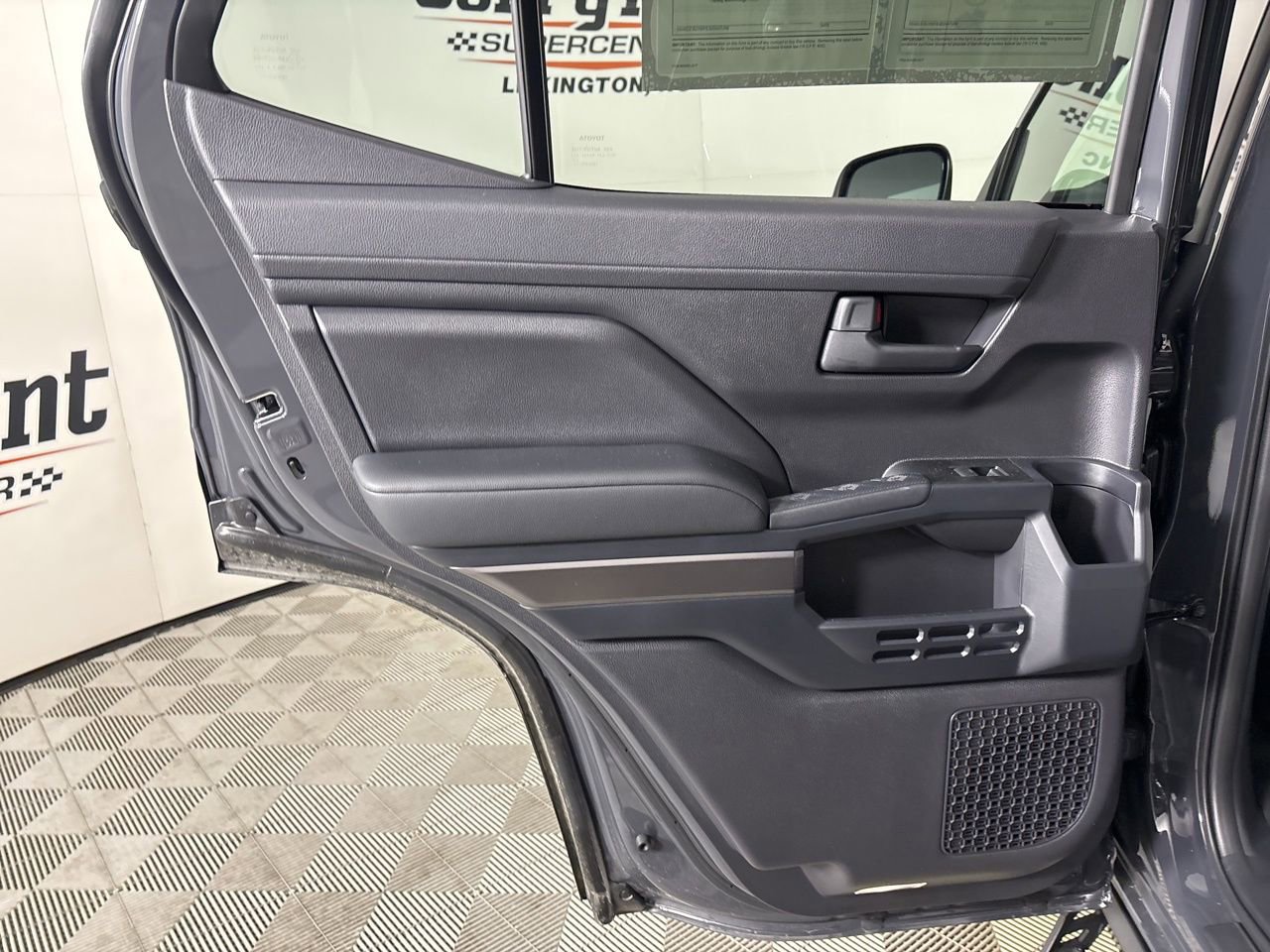 Used 2026 Toyota 4Runner SR5 image 19