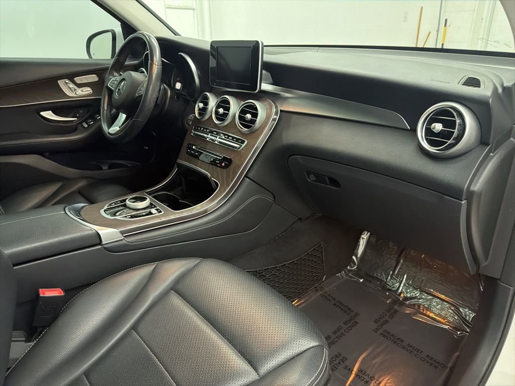 Certified 2018 Mercedes-Benz GLC 300 4MATIC image 28