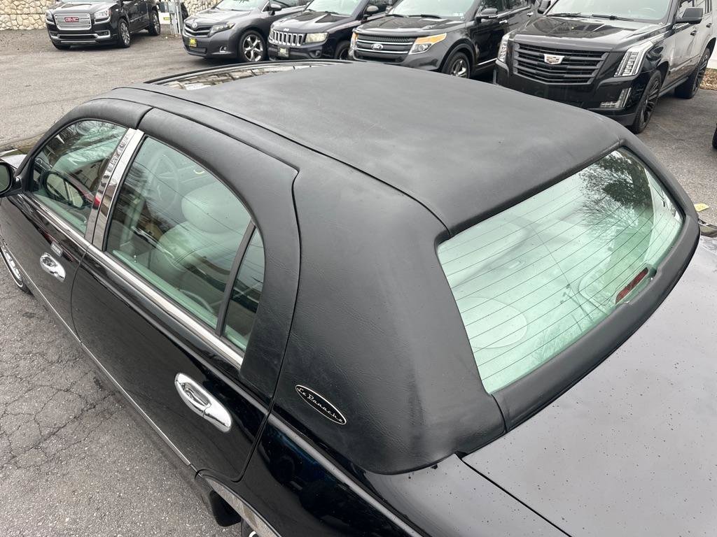Used 2002 Lincoln Town Car Cartier RWD image 14