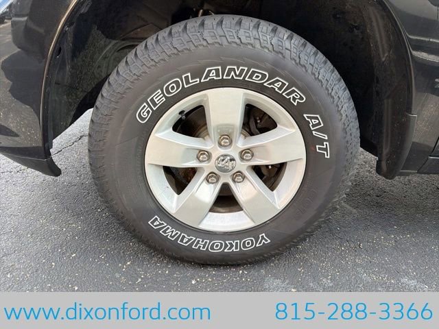 Used 2018 RAM 1500 Express AWD/4WD image 11