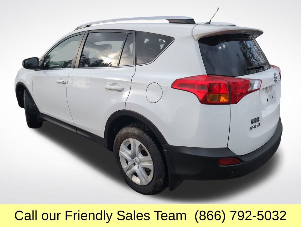 Used 2015 Toyota RAV4 LE image 3