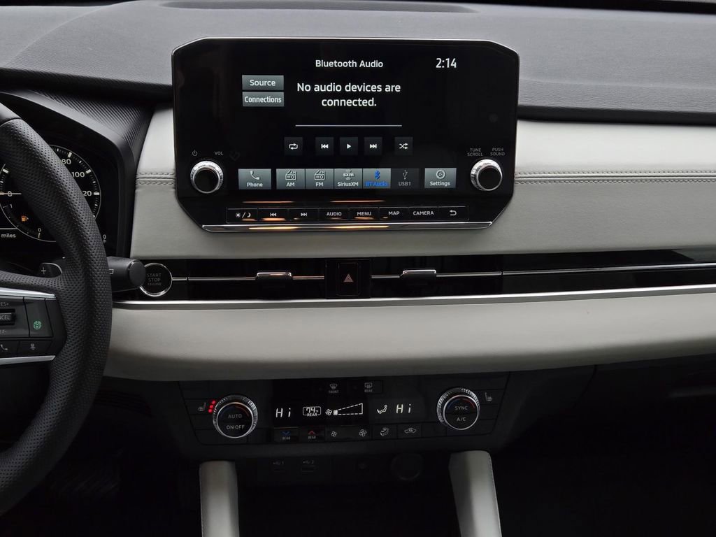 Used 2024 Mitsubishi Outlander SEL image 23