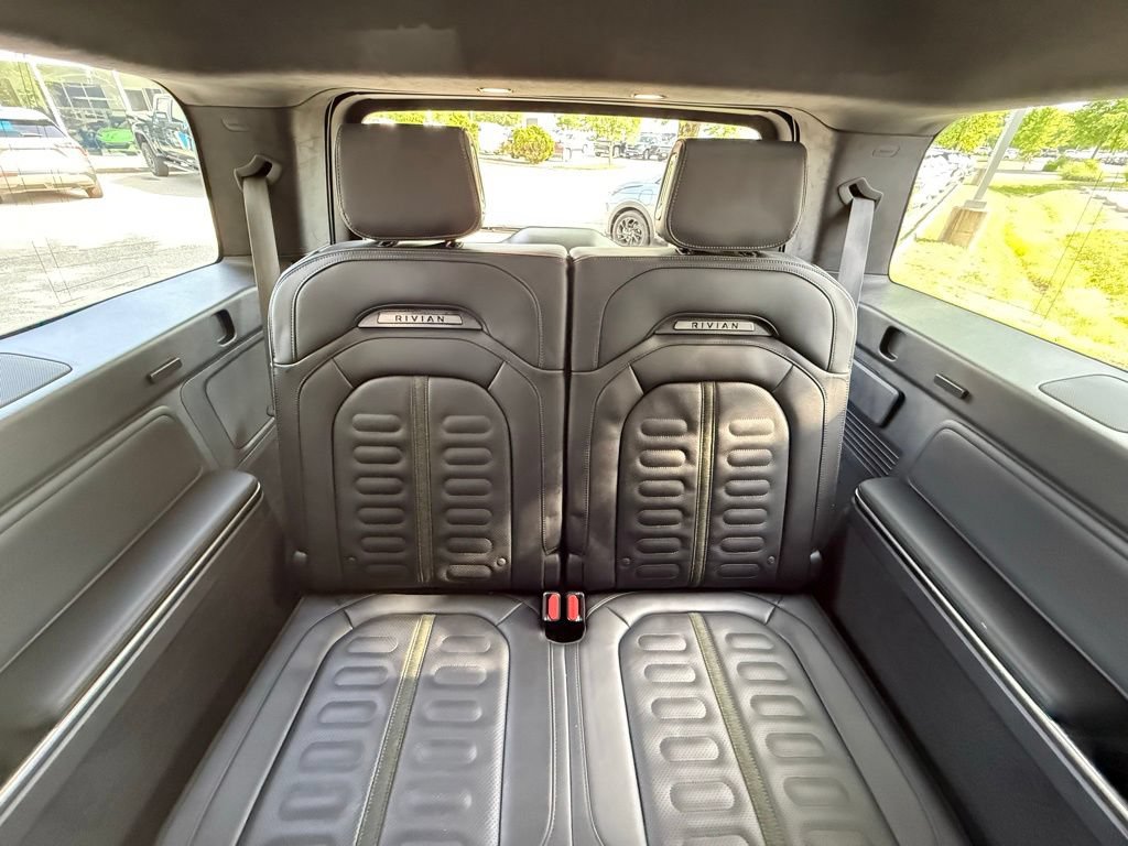 Used 2023 Rivian R1S Adventure AWD/4WD image 34