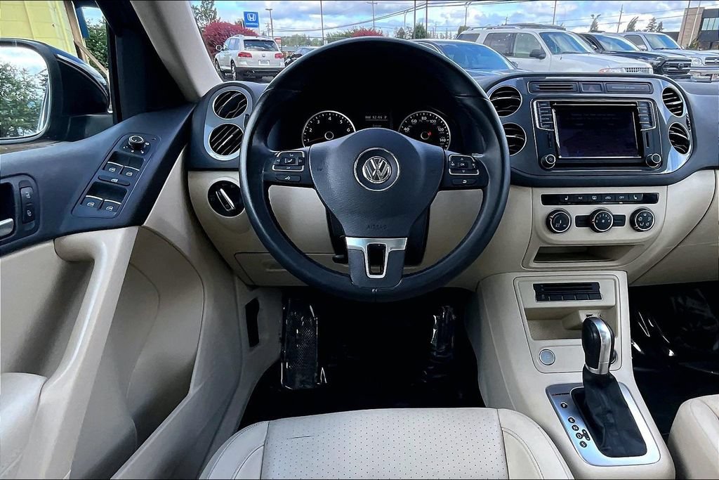 Used 2016 Volkswagen Tiguan SE AWD/4WD image 7