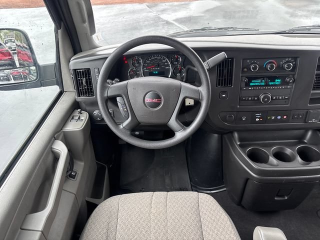 Used 2025 GMC Savana 3500 LT w/ LT Preferred Equipment Group RWD image 16