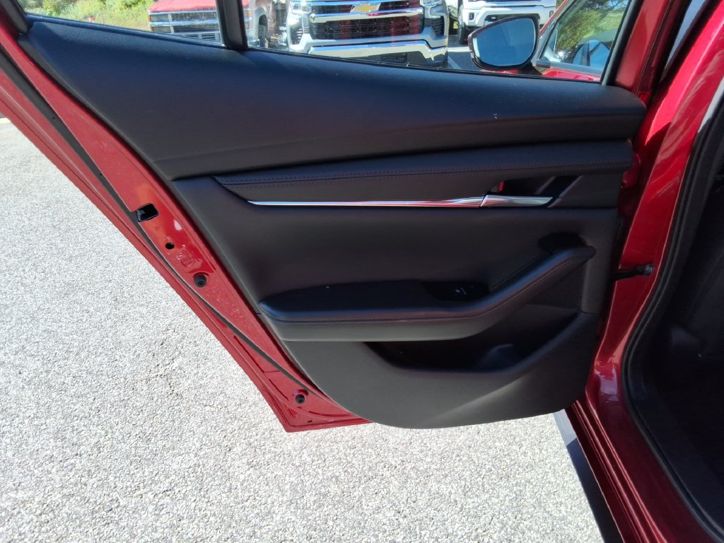 Used 2025 MAZDA MAZDA3 s FWD image 15
