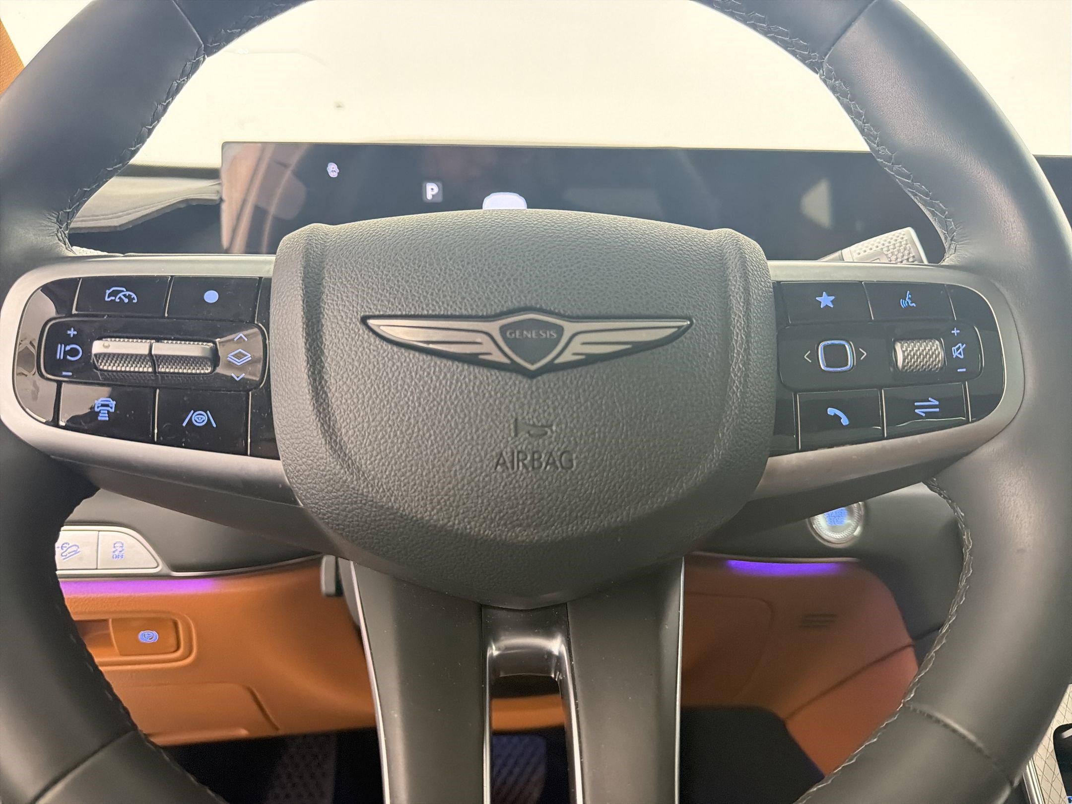 Used 2025 Genesis GV80 3.5T Advanced AWD/4WD image 16