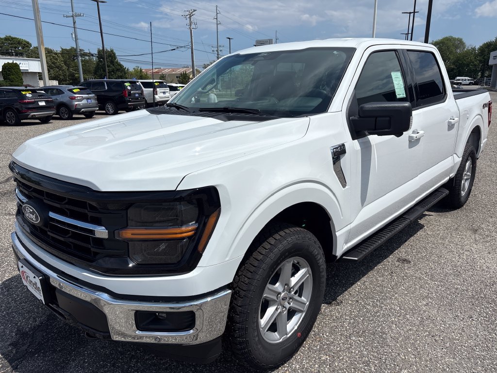 New 2026 Ford F150 XLT w/ Equipment Group 302A MID AWD/4WD image 4