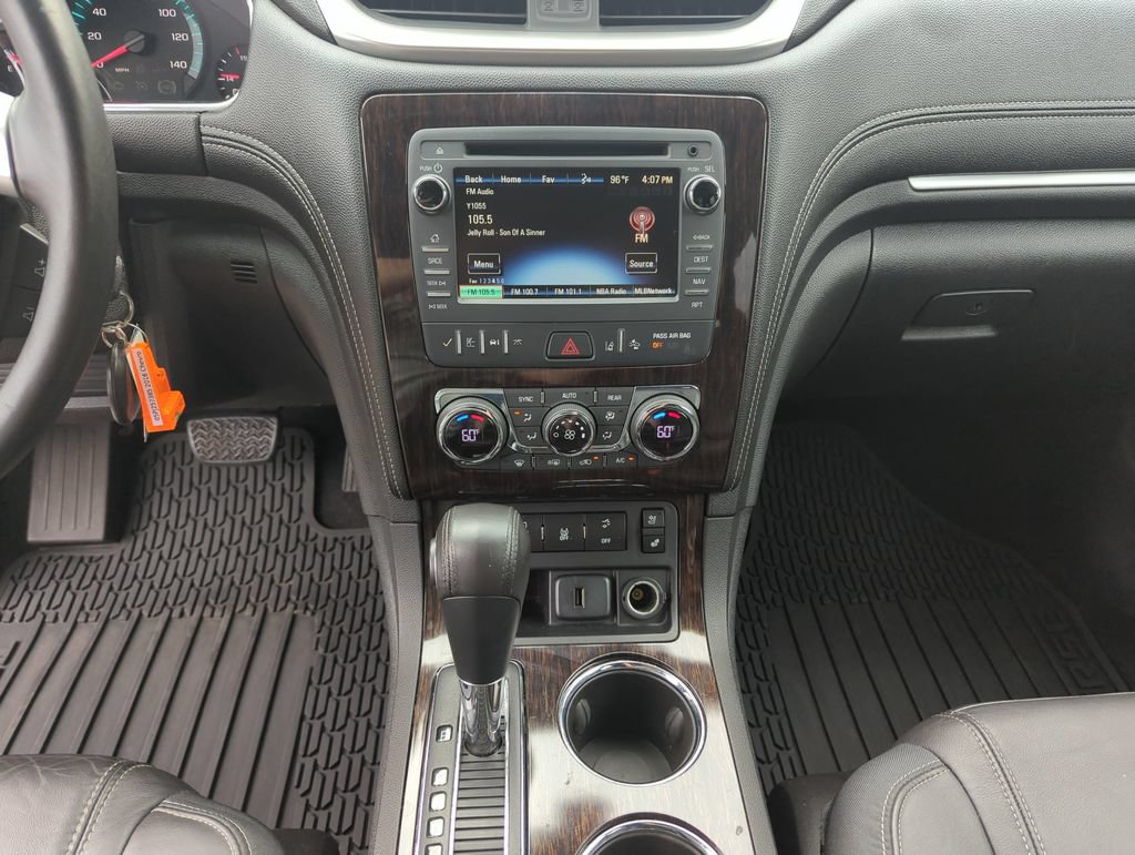 Used 2016 Chevrolet Traverse LTZ FWD image 23