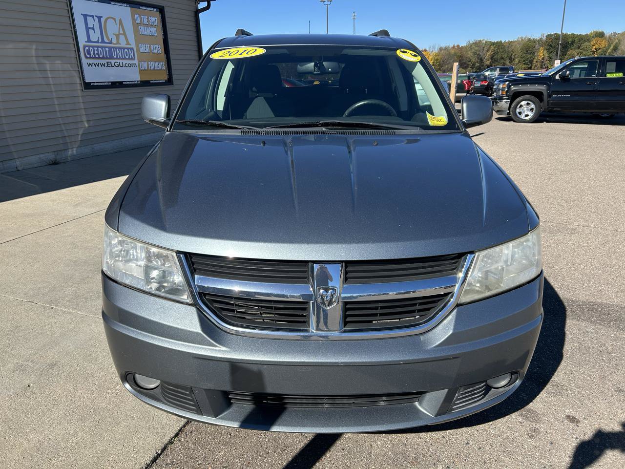 Used 2010 Dodge Journey SXT FWD image 2