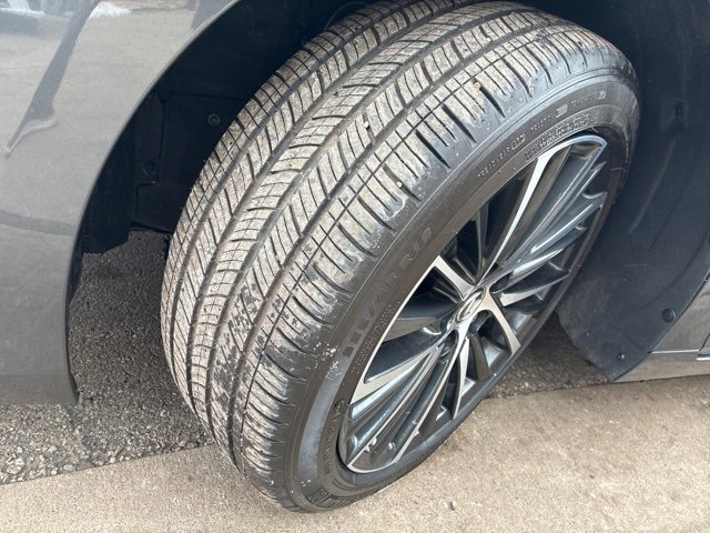 Used 2024 Lexus ES 350 w/ Premium Package image 31