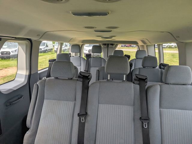 Used 2016 Ford Transit 350 XLT RWD image 9