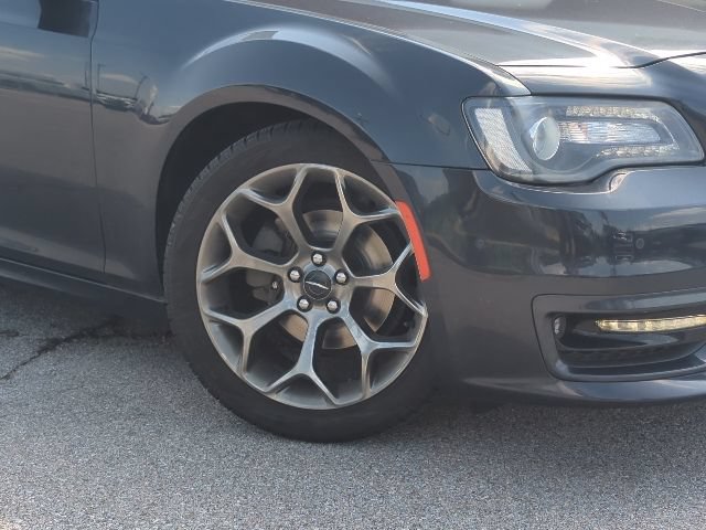 Certified 2018 Chrysler 300 S w/ 300S Premium Group RWD image 2