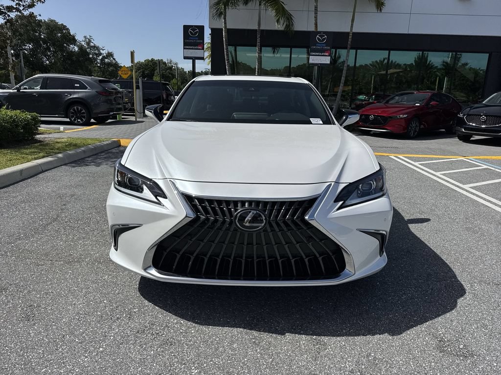 Used 2025 Lexus ES 350 w/ Premium Package FWD image 8