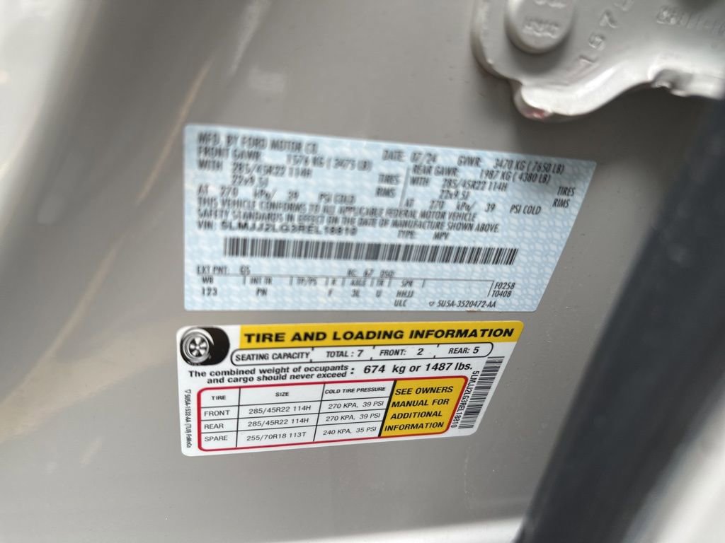 Used 2024 Lincoln Navigator Reserve image 32