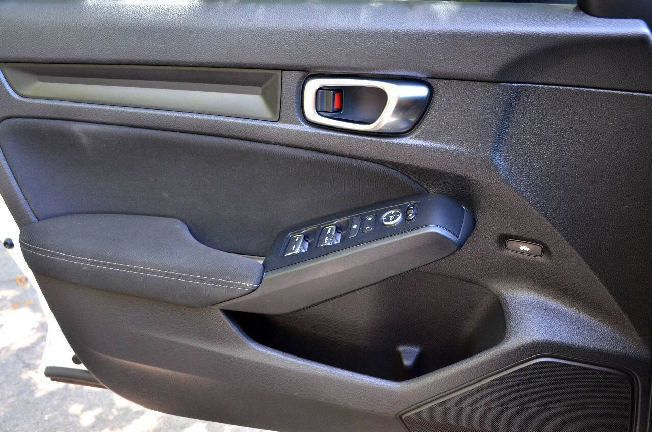 Used 2022 Honda Civic Sport image 14