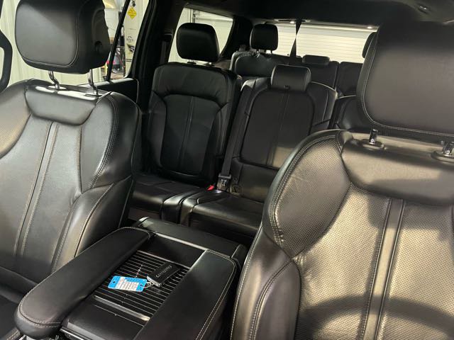 Used 2022 Jeep Wagoneer Series I image 17