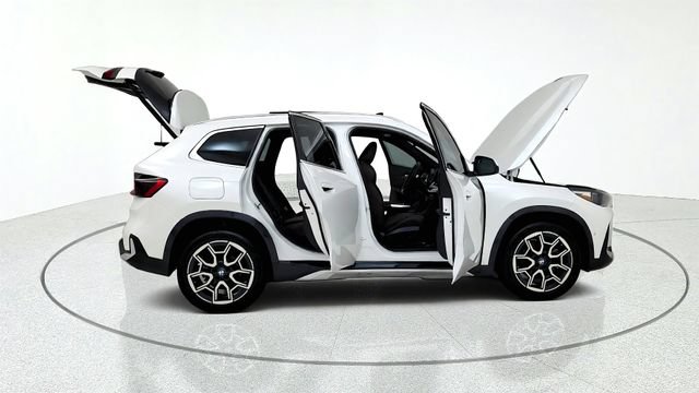 Used 2025 BMW X1 xDrive28i AWD/4WD image 20