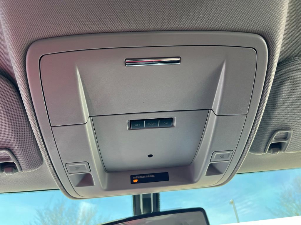 Used 2018 Chevrolet Silverado 1500 LT w/ LT Convenience Package image 31