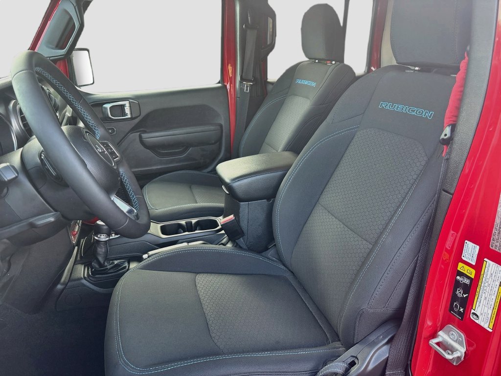Used 2023 Jeep Wrangler Unlimited Rubicon 4xe AWD/4WD image 22