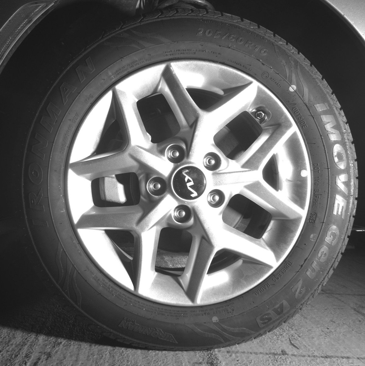 Used 2025 Kia Soul LX w/ LX Technology Package image 12