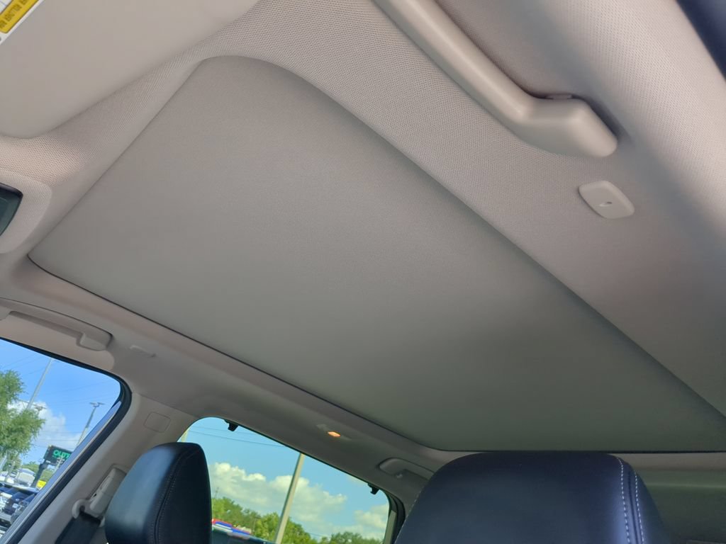 Used 2023 Nissan Rogue Platinum w/ Platinum Premium Package FWD image 21
