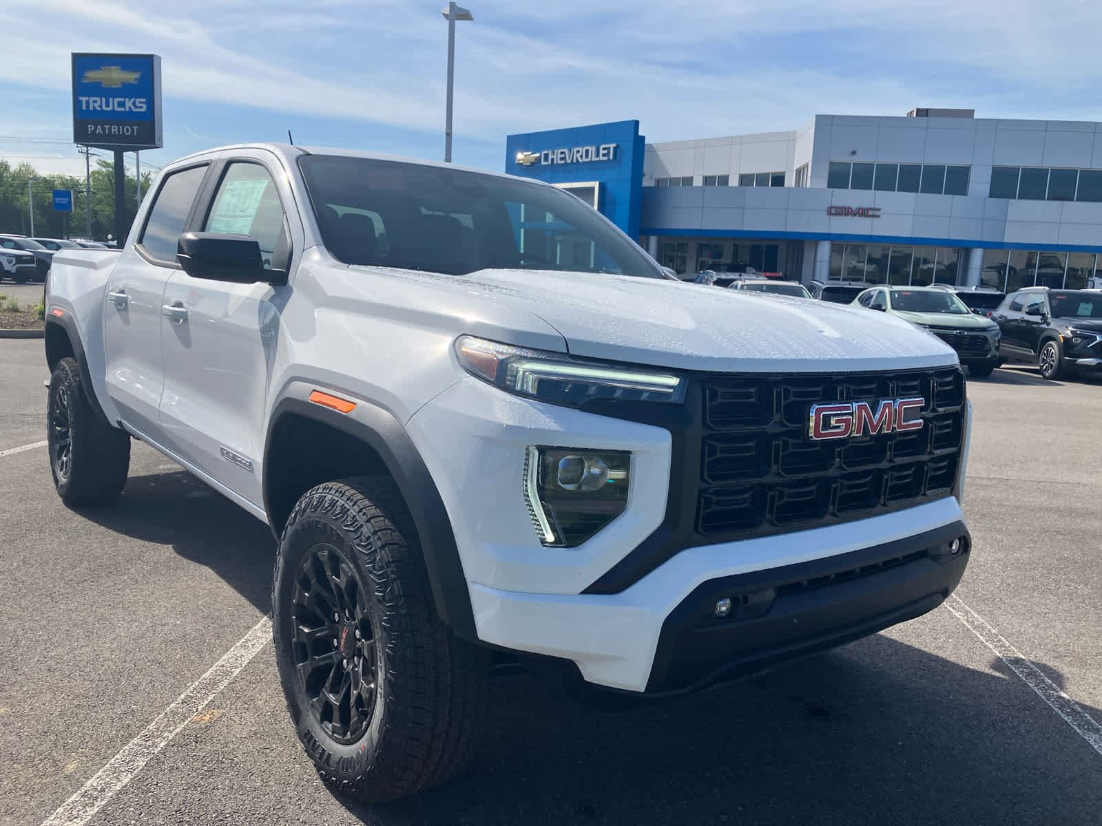 New 2026 GMC Canyon Elevation w/ Convenience Package