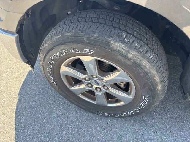 Used 2019 Ford F150 XLT w/ Equipment Group 302A Luxury AWD/4WD image 7