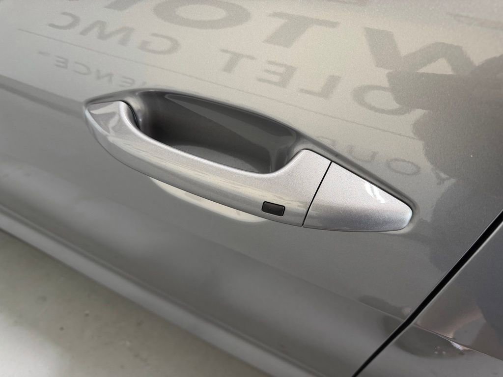 Used 2025 Kia K4 FWD image 3
