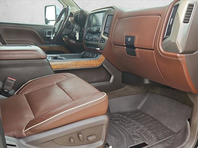 Used 2018 Chevrolet Silverado 2500 High Country w/ Duramax Plus Package image 20