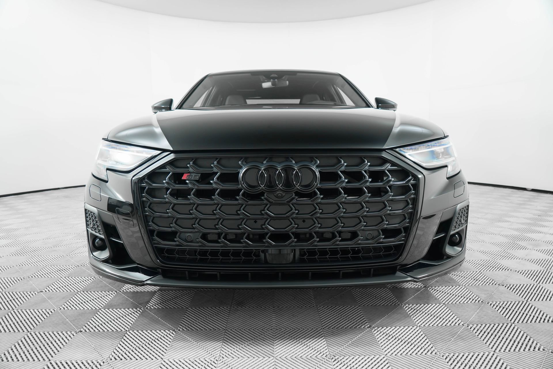 New 2025 Audi S8 image 3