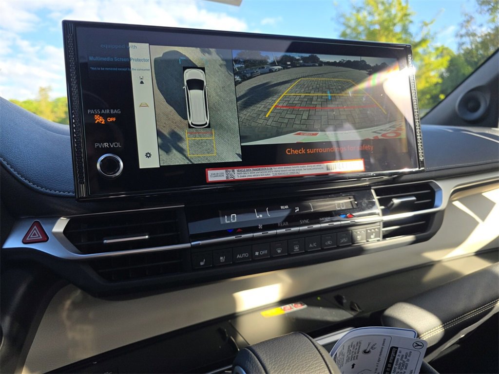 New 2025 Toyota Sienna Platinum image 34