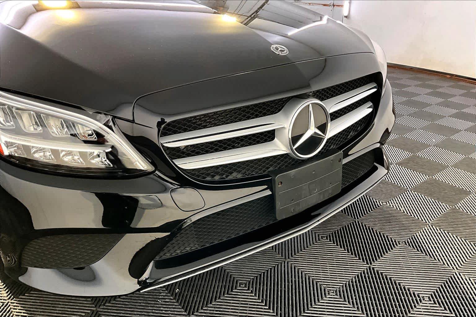 Used 2021 Mercedes-Benz C 300 4MATIC Sedan image 32