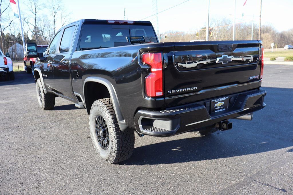 New 2026 Chevrolet Silverado 2500 ZR2 image 3