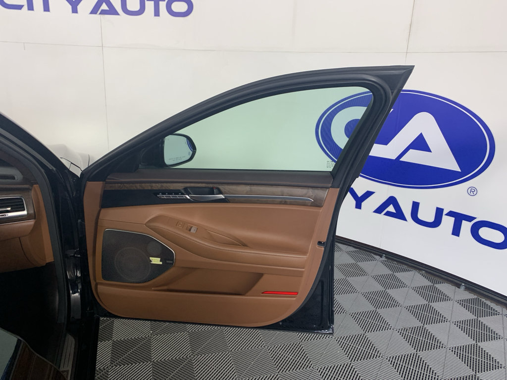 Used 2022 Genesis G90 5.0 Ultimate AWD/4WD image 42