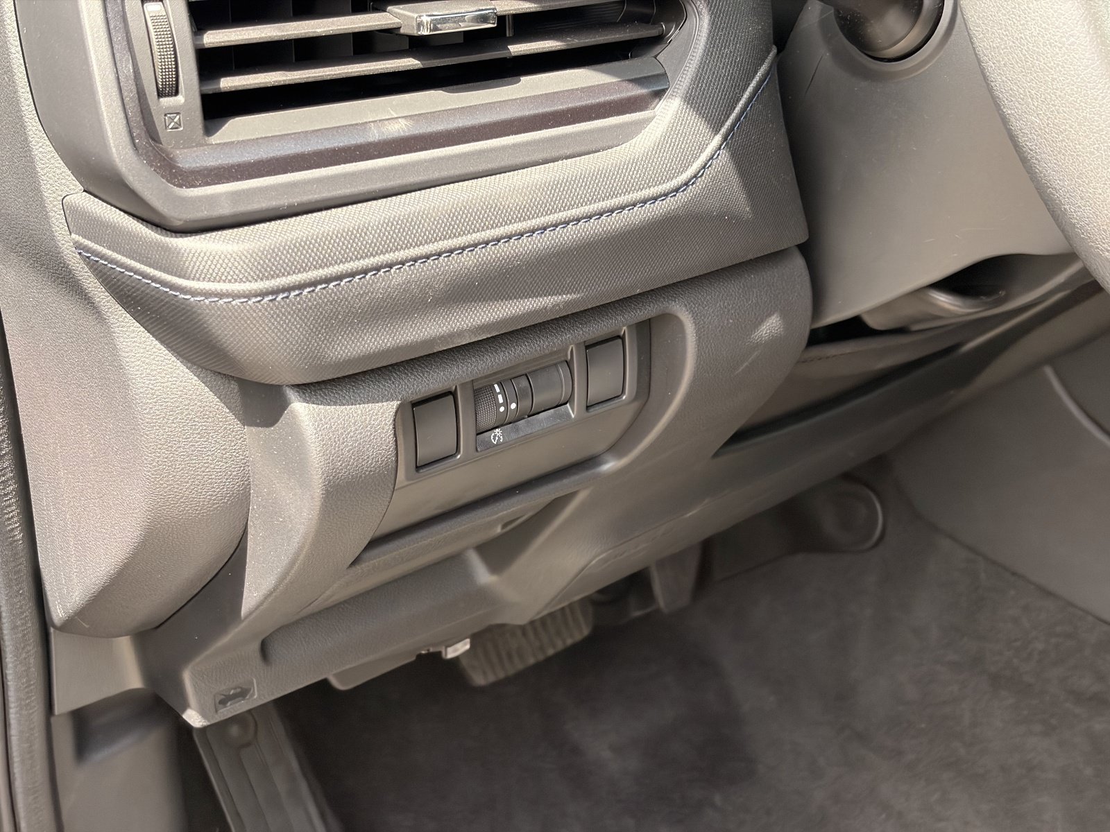 Certified 2026 Subaru Forester Premium AWD/4WD image 20
