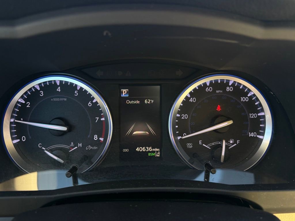 Used 2018 Toyota Highlander Limited image 18
