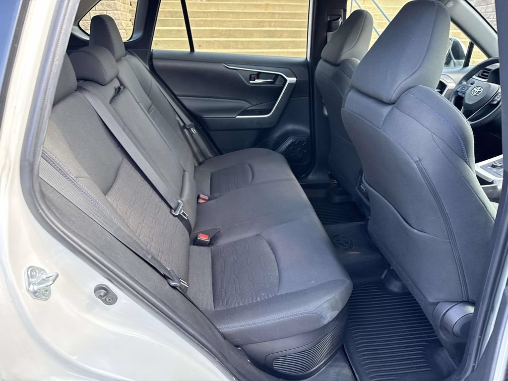 Used 2022 Toyota RAV4 SE w/ Convenience Package AWD/4WD image 11
