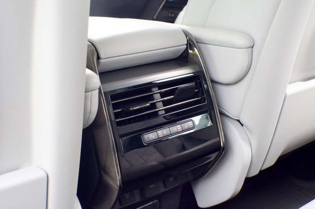 Used 2023 Land Rover Range Rover Sport SE AWD/4WD image 48