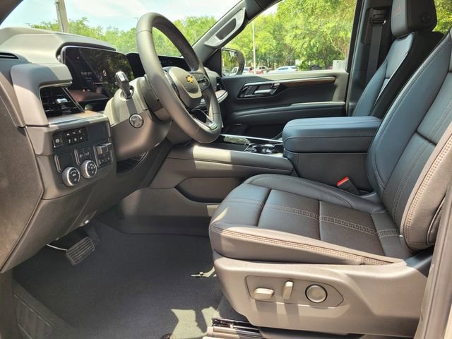 New 2025 Chevrolet Suburban High Country image 14