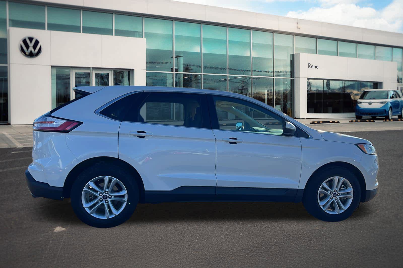 Used 2020 Ford Edge SEL w/ Convenience Package AWD/4WD image 4