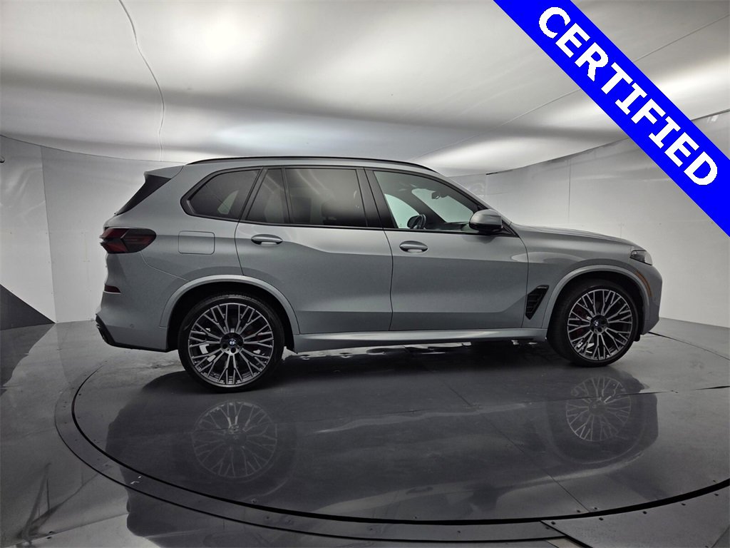 Used 2024 BMW X5 xDrive40i w/ M Sport Package image 10