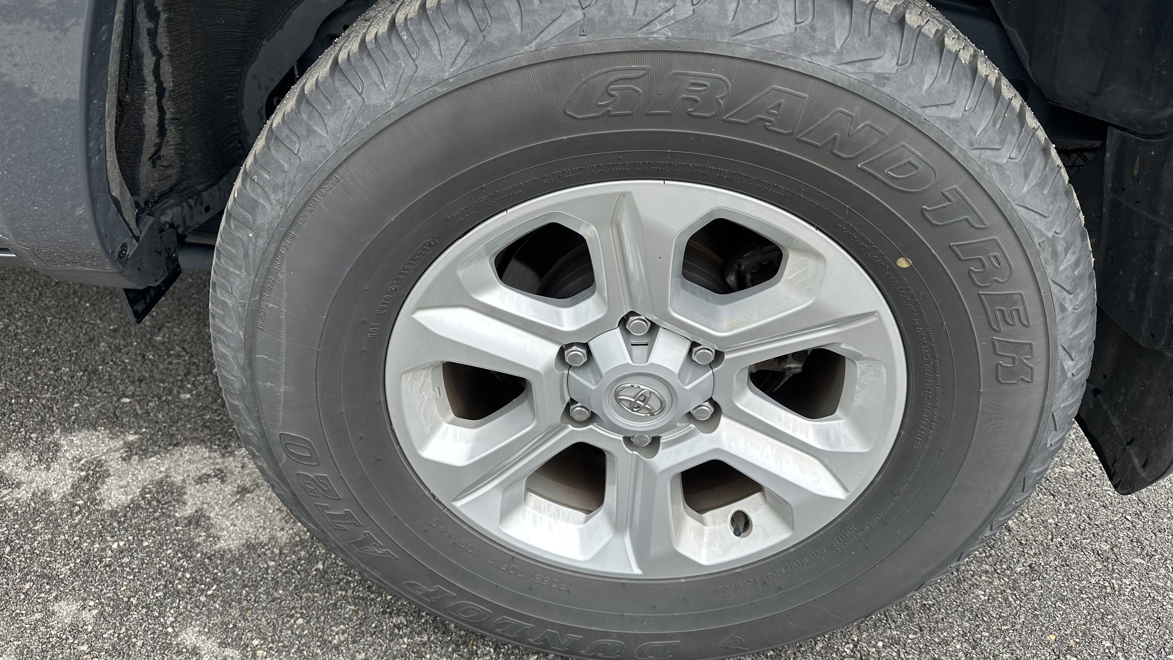 Used 2024 Toyota 4Runner SR5 image 13