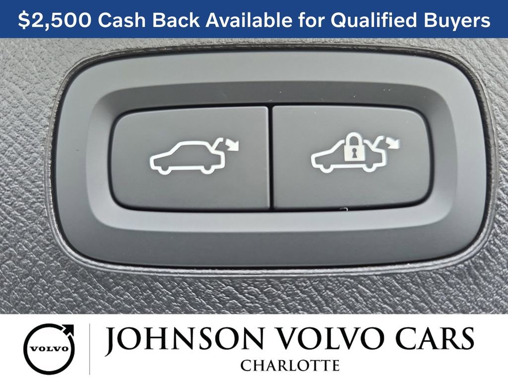 New 2026 Volvo XC90 B6 Ultra w/ Lounge Package image 14