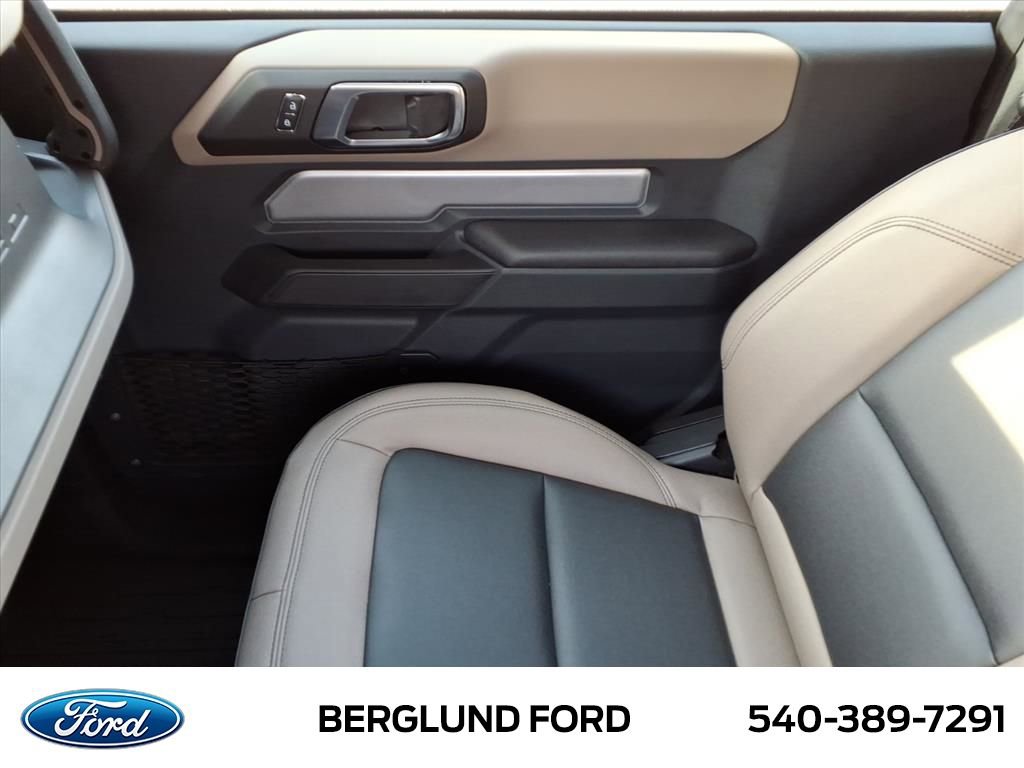 Used 2024 Ford Bronco Big Bend image 33