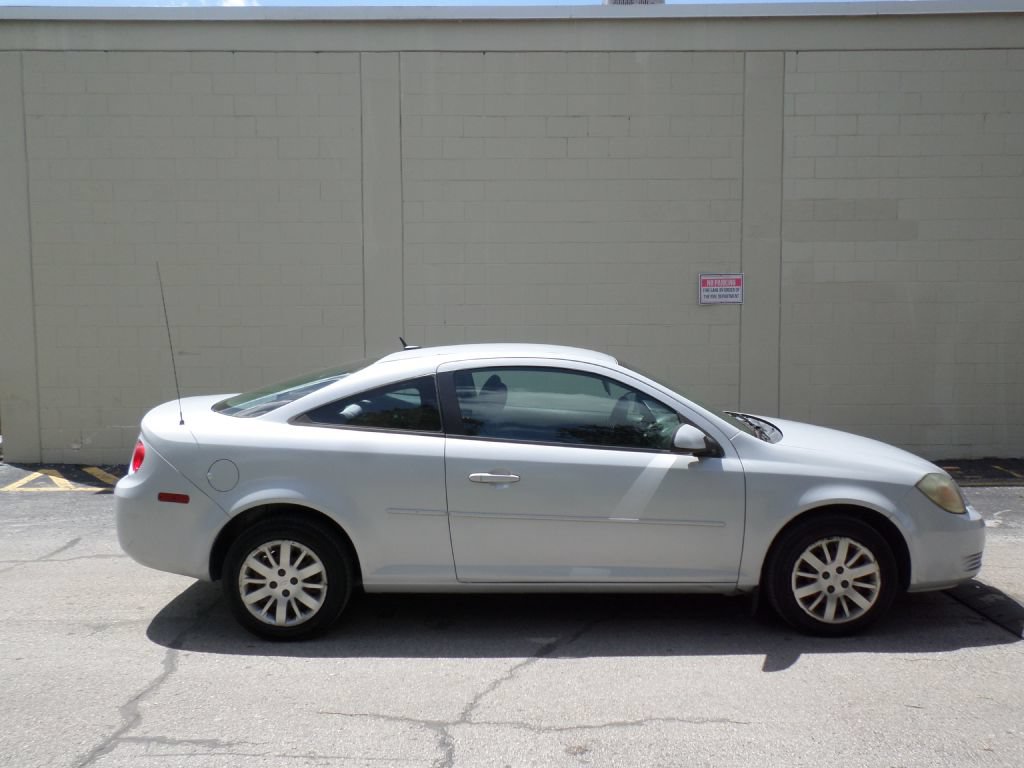 Used 2010 Chevrolet Cobalt LT FWD image 1